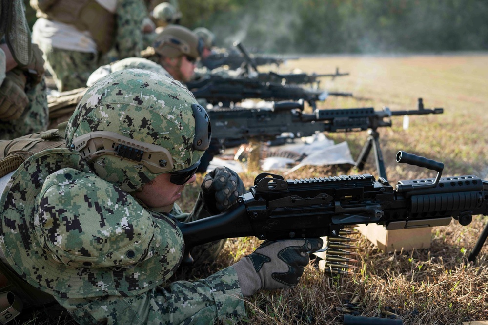 CRG-1, Det. Guam Sailors Fire M240B Machine Gun