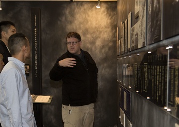 Marines, Airmen, JGSDF attend Battle Sites Tour