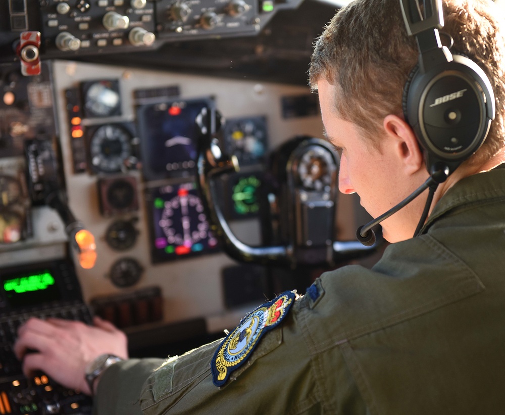 KC-135 Refuels F-16s during Theater Security Package