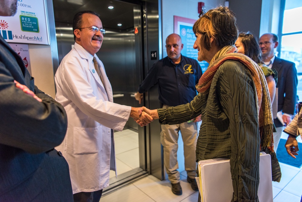 Congressional Delegation Tours Health Clinic In Puerto Rico