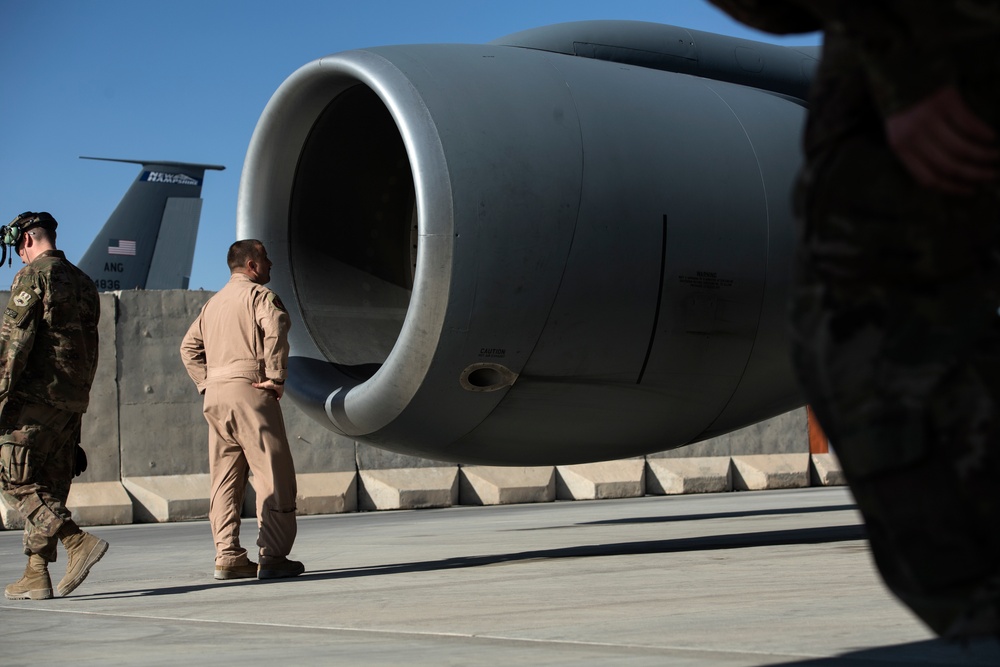 A-10s refueled in Afghanistan