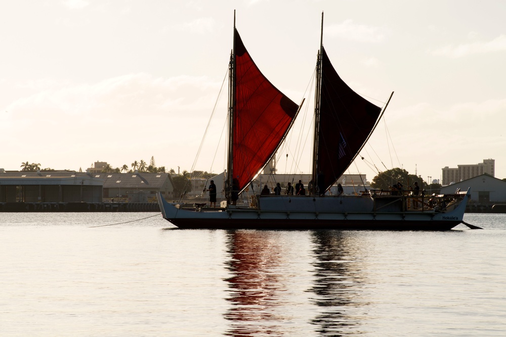 Hōkūleʻa Makes Historic First Sail into Pearl Harbor