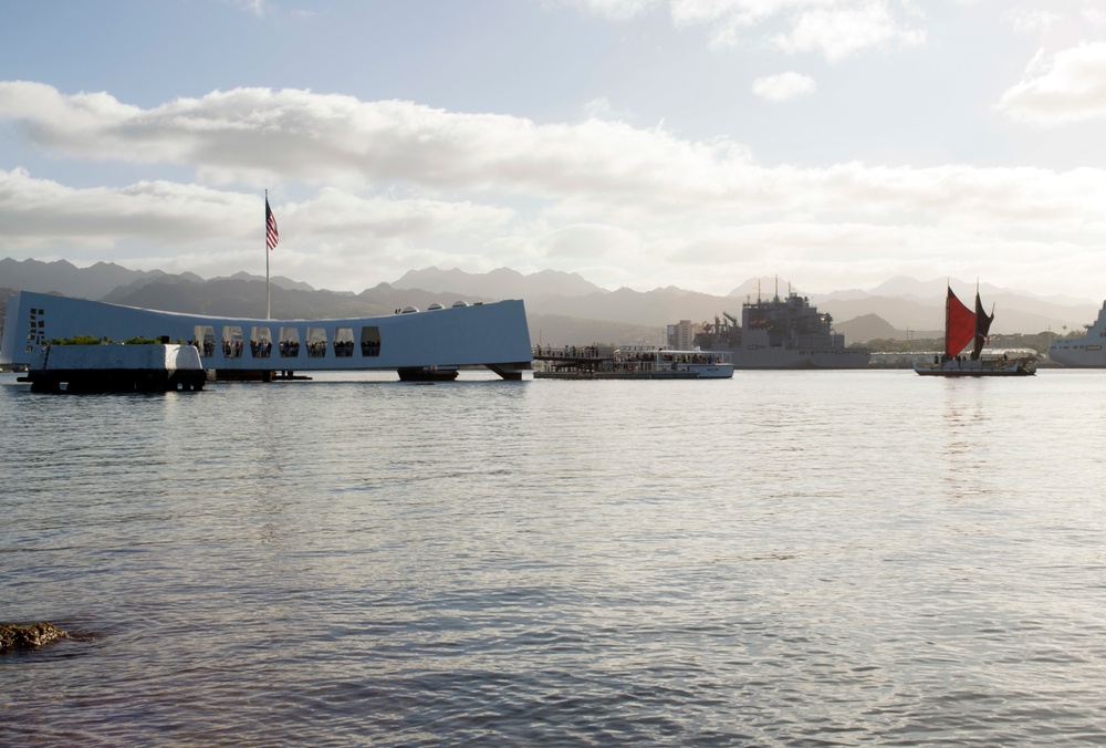 Hōkūleʻa Makes Historic First Sail into Pearl Harbor