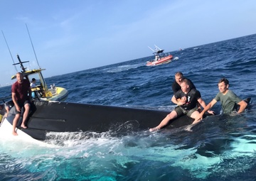 Coast Guard rescues 5 boaters 3 miles east of Lake Worth Inlet