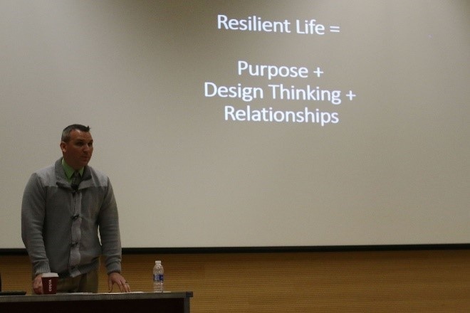 35 ID Soldier shares insights on life after graduation with Kuwaiti students
