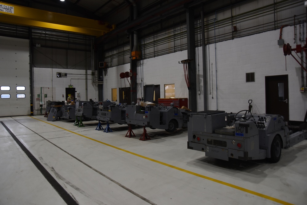 DVIDS - News - Ground-power: AGE keeps flightline running