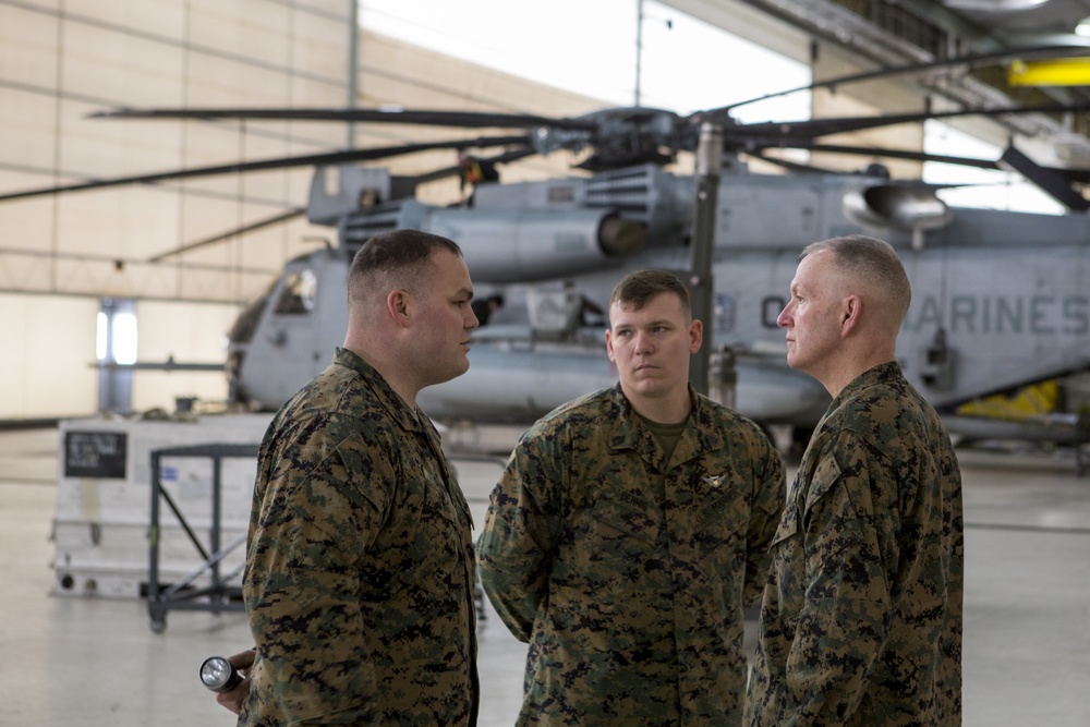 Lt. Gen. Brilakis makes a visit to 2nd MAW