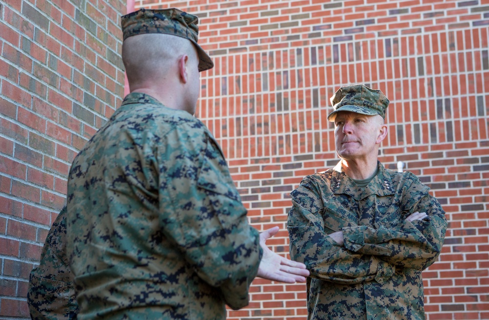 DVIDS - Images - Lt. Gen. Brilakis makes a visit to 2nd MAW [Image 13 ...