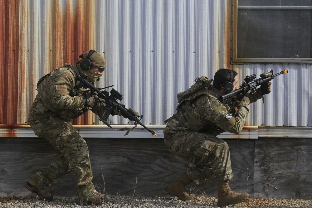 TACP Airmen train on Warren Grove Range