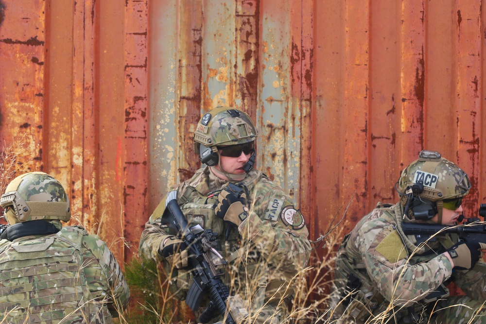 TACP Airmen train on Warren Grove Range