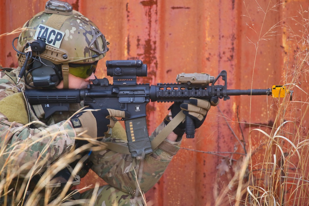 TACP Airmen train on Warren Grove Range