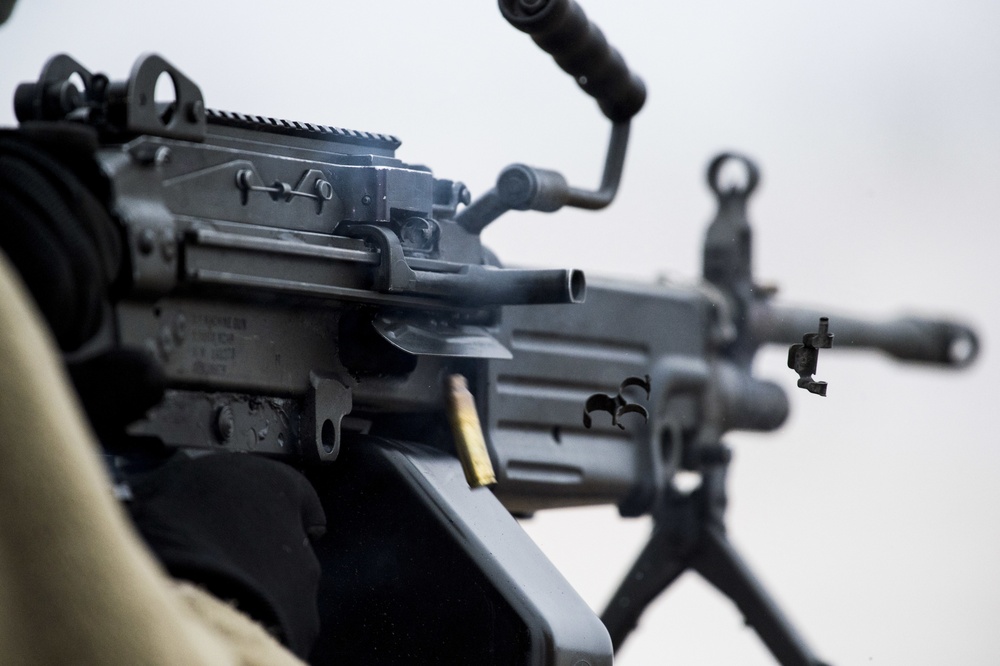 890th MSFS members requalify on machine gun