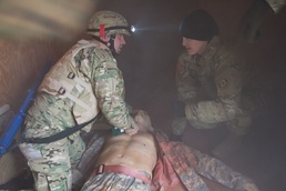 2CR medics instruct CLS course