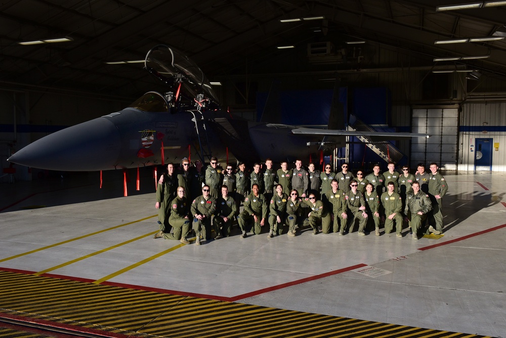 Academy cadets visit SJ operational jets