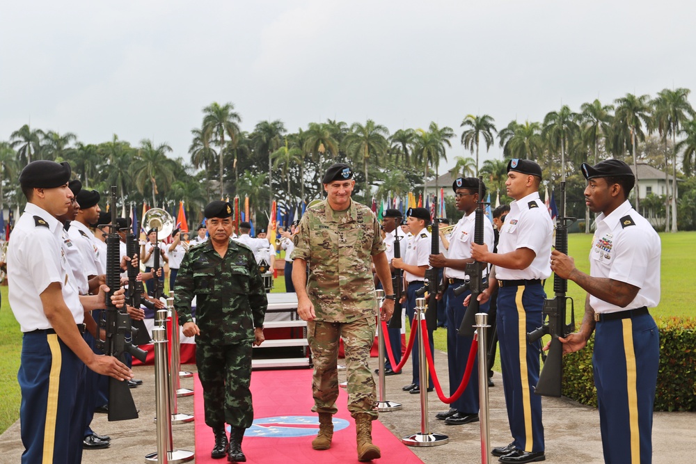 U.S. Army Pacific honors Royal Thai Army’s Commander-in-Chief