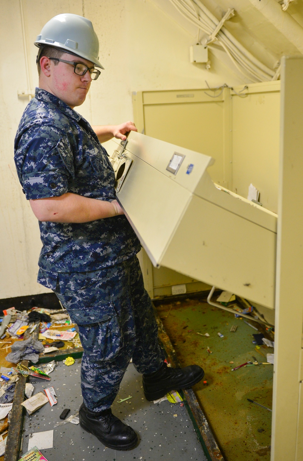 Sailor Dismantles Rack