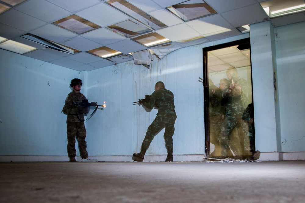 Cobra Gold 18: Royal Thai, US Armies conduct MOUT training in Korat, Kingdom of Thailand