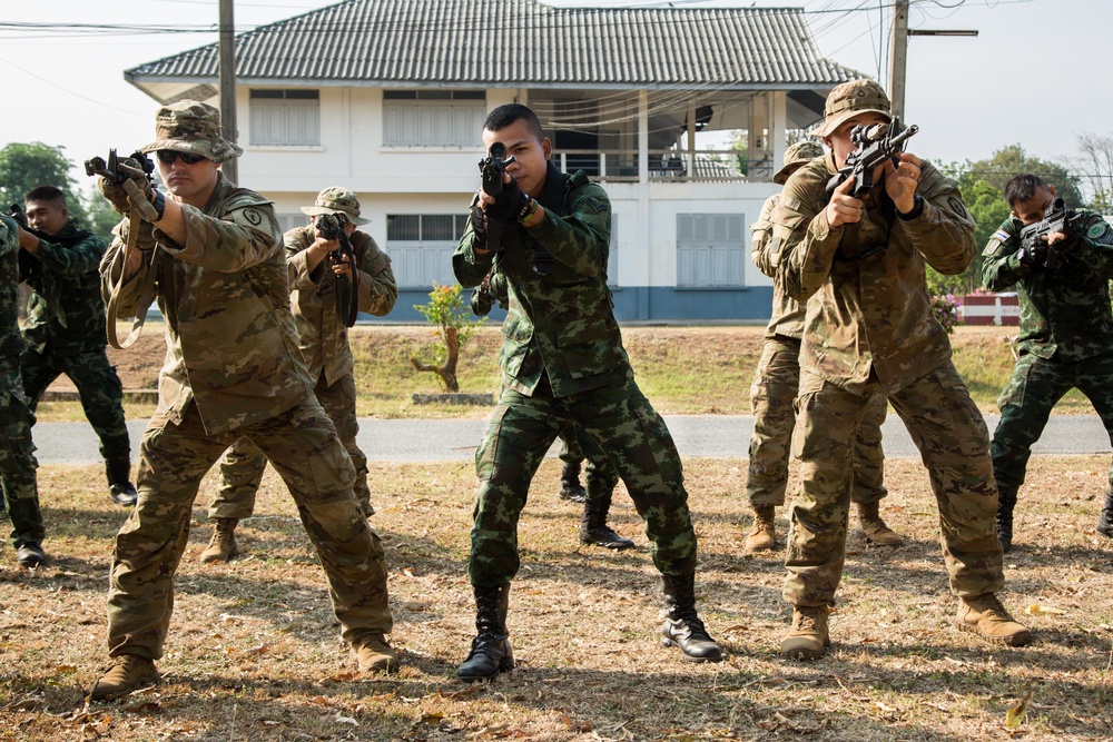 Cobra Gold 18: Thai, US Armies conduct MOUT training in Korat, Kingdom of Thailand