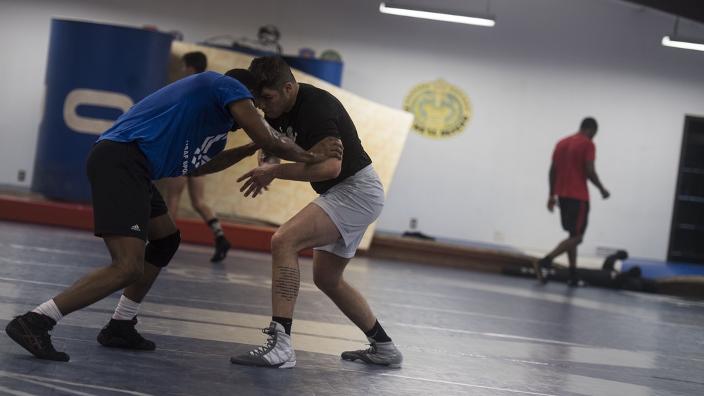 Air Force wrestlers leave it all on the mat