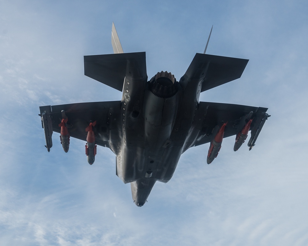 F-35 Pax River ITF conducts flutter, buffet tests