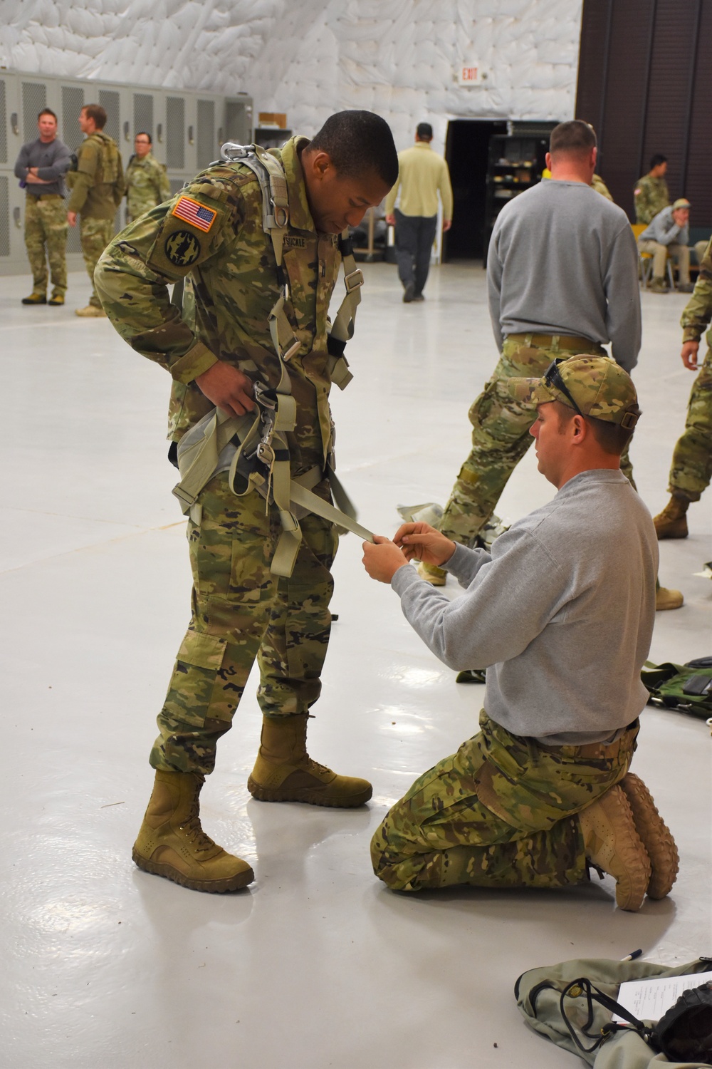 Phoenix recruiting leadership visit Military Freefall School in Yuma