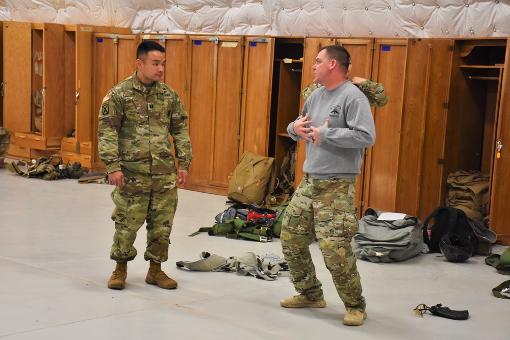 Phoenix recruiting leadership visits Military Freefall School in Yuma