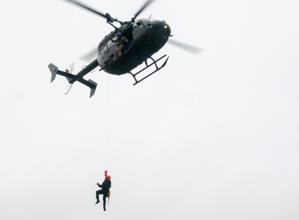 PATRIOT South 2018: SC-HART HOIST