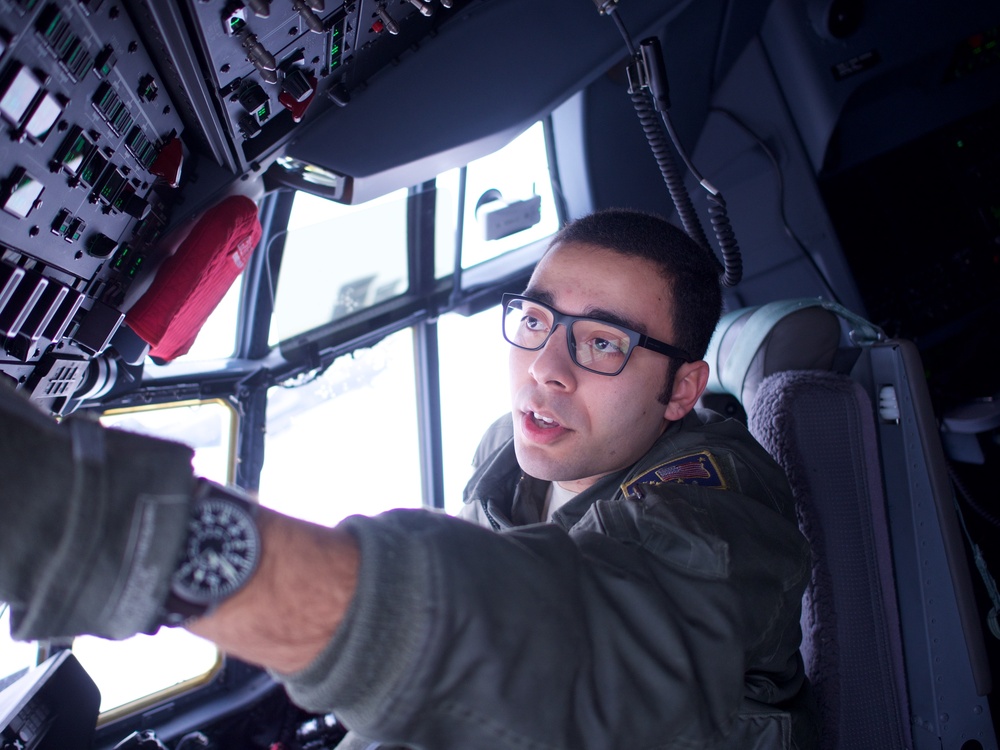 Master to the Combat King: Alaska Guard loadmaster supports rescue mission