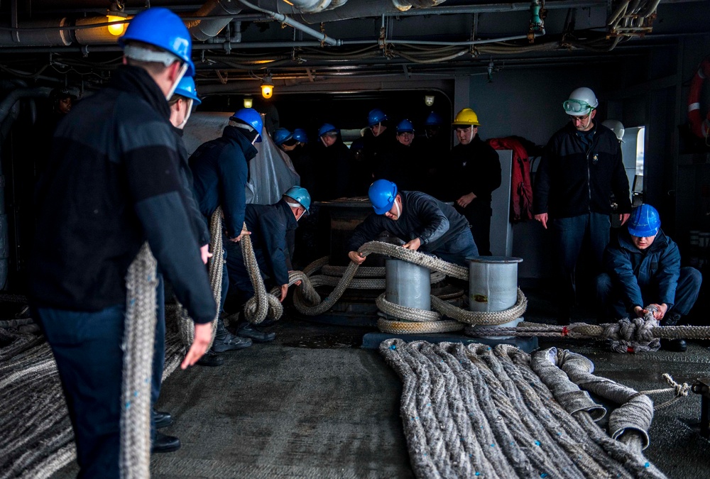 GHWB is the flagship of Carrier Strike Group (CSG) 2, which is comprised of the staff of CSG-2; GHWB; the nine squadrons and staff of Carrier Air Wing (CVW) 8; Destroyer Squadron (DESRON) 22 staff and guided-missile destroyers USS Laboon (DDG 58) and US..