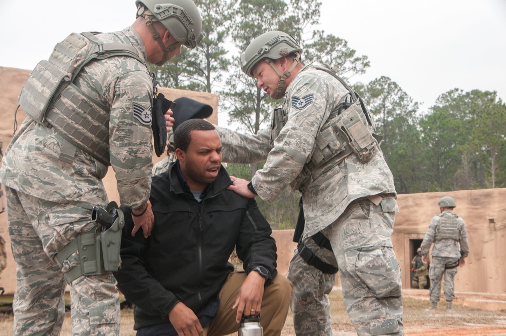 Hawaii defenders build partnerships at Patriot South 18