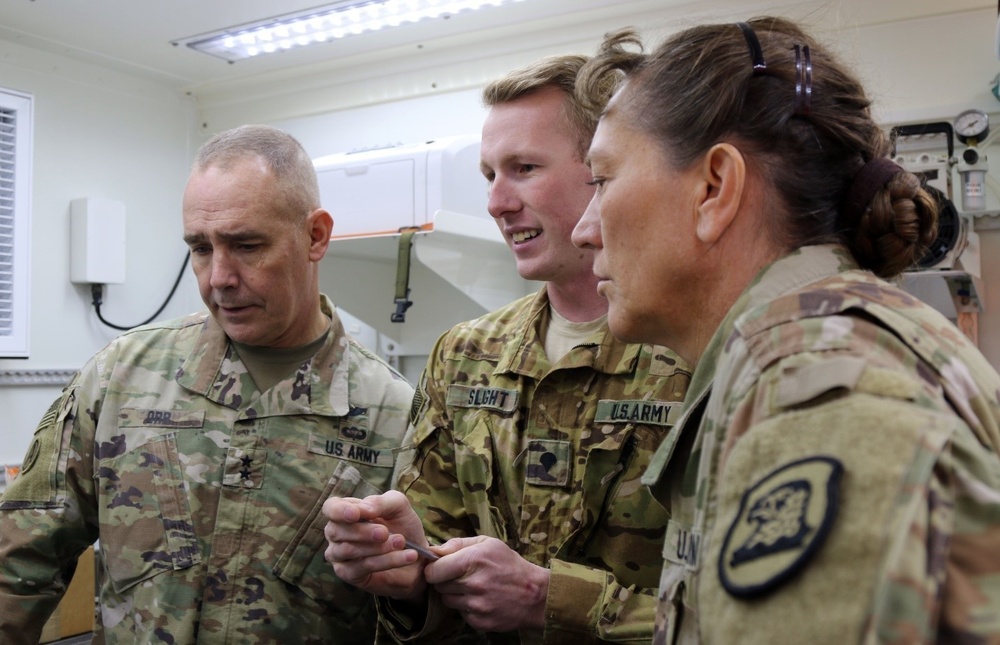 Iowa leadership teams visits 248th ASB