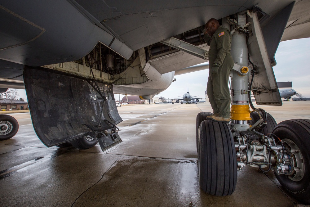 On being a KC-10 flight engineer