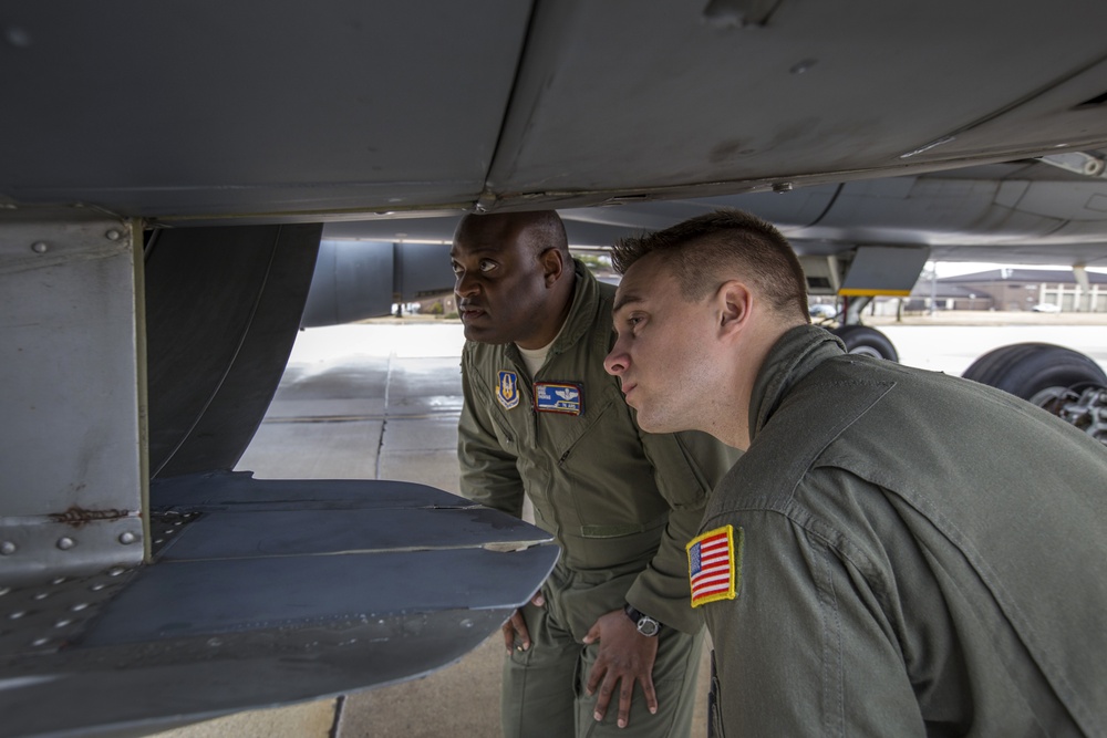 On being a KC-10 flight engineer