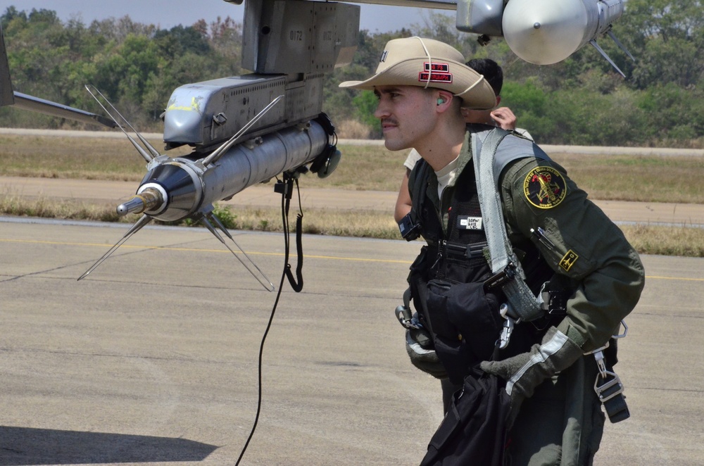 Cobra Gold 18: Pilot conducts preflight inspections