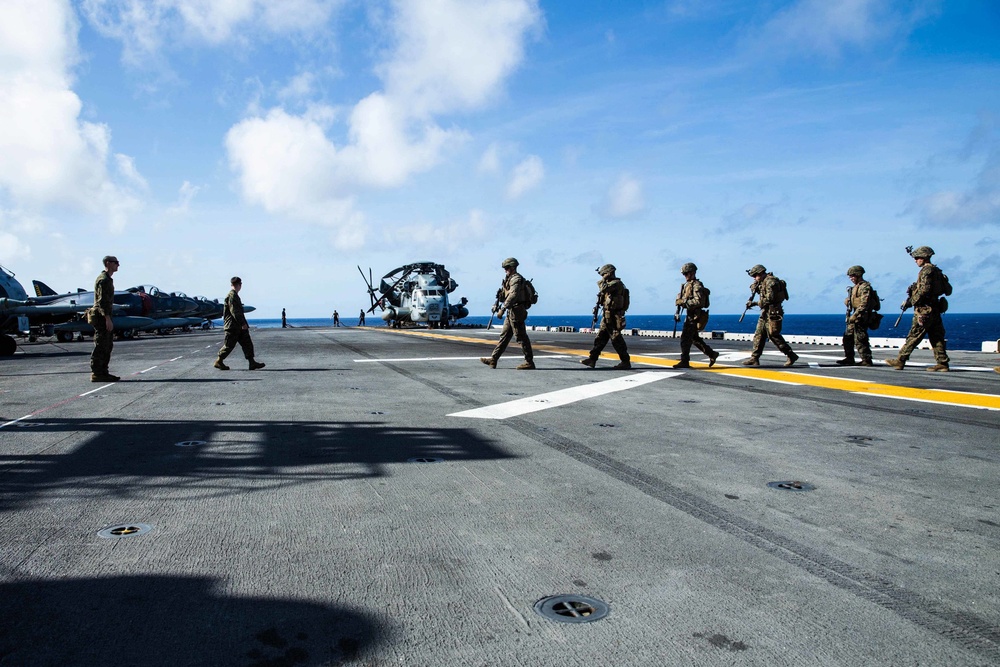 BLT 2/6 Conducts Shooting Drills