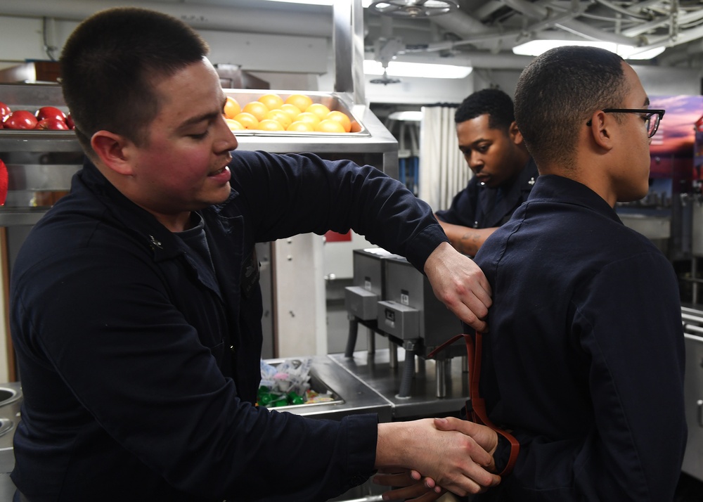 Sterett Sailors Train to Protect the Ship