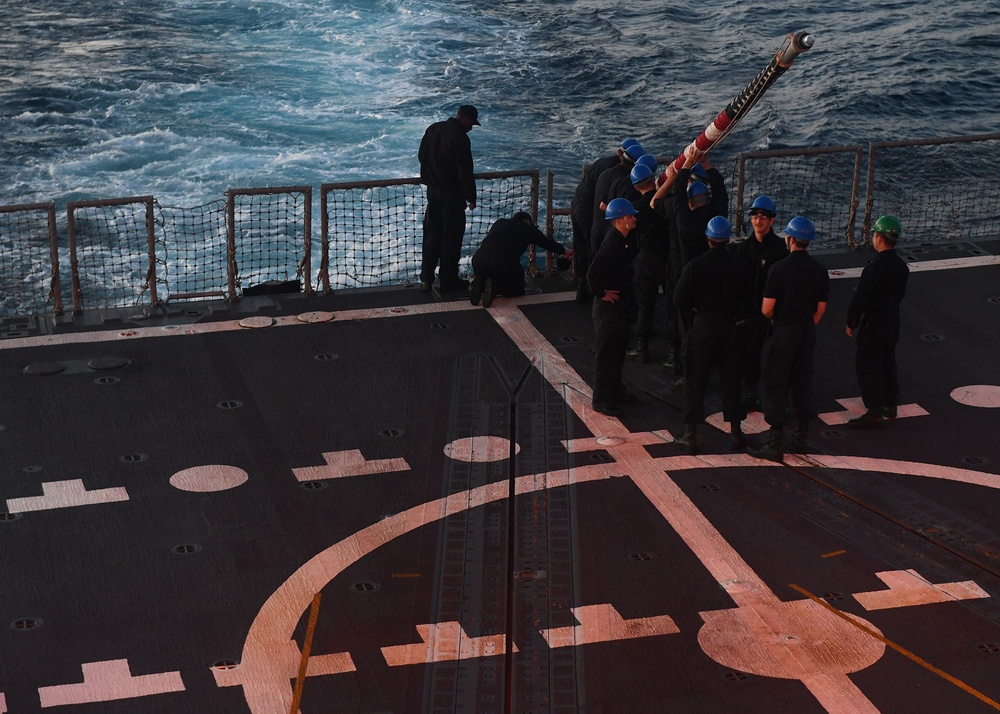 USS Sterett Pulls into Pearl Harbor