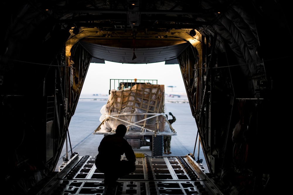 746th EAS enables U.S. Navy SEALs to conduct Air Drops in the Arabian Gulf