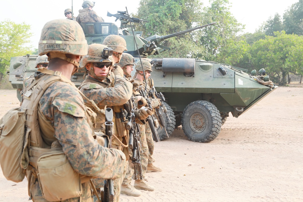 Cobra Gold 18: Marines conduct live-fire at Phu Lamyai