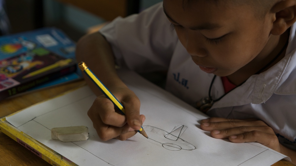 Cobra Gold 18: Service members visit Thai school