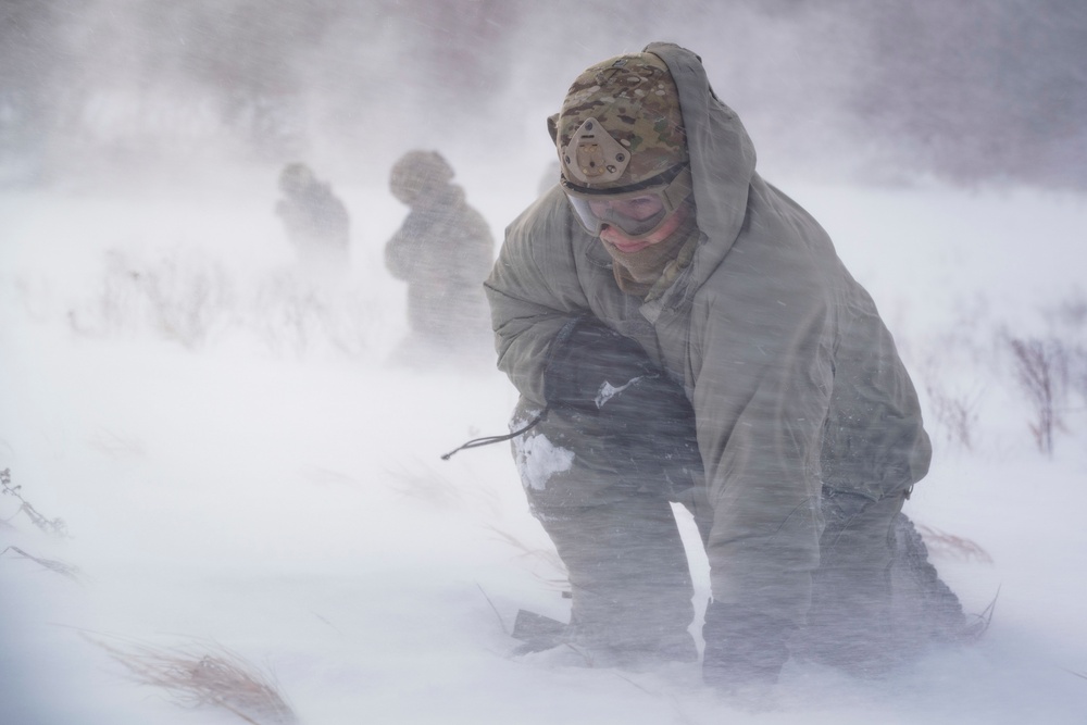 Braving the cold: 91st SFG participates in survival exercise