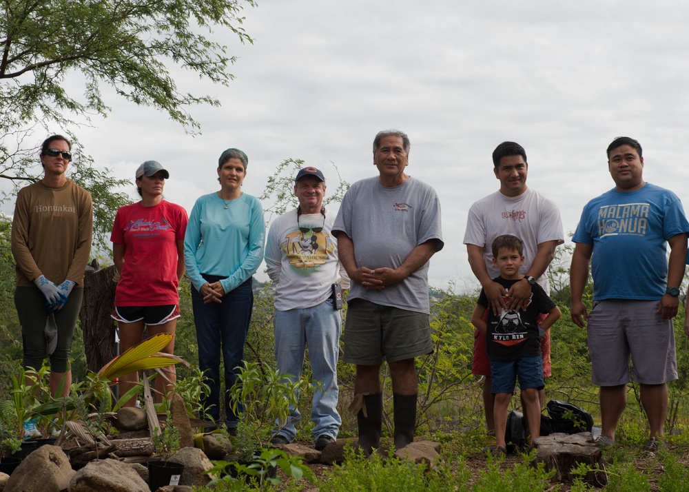 Loko Pa'aiau Fishpond Cleanup