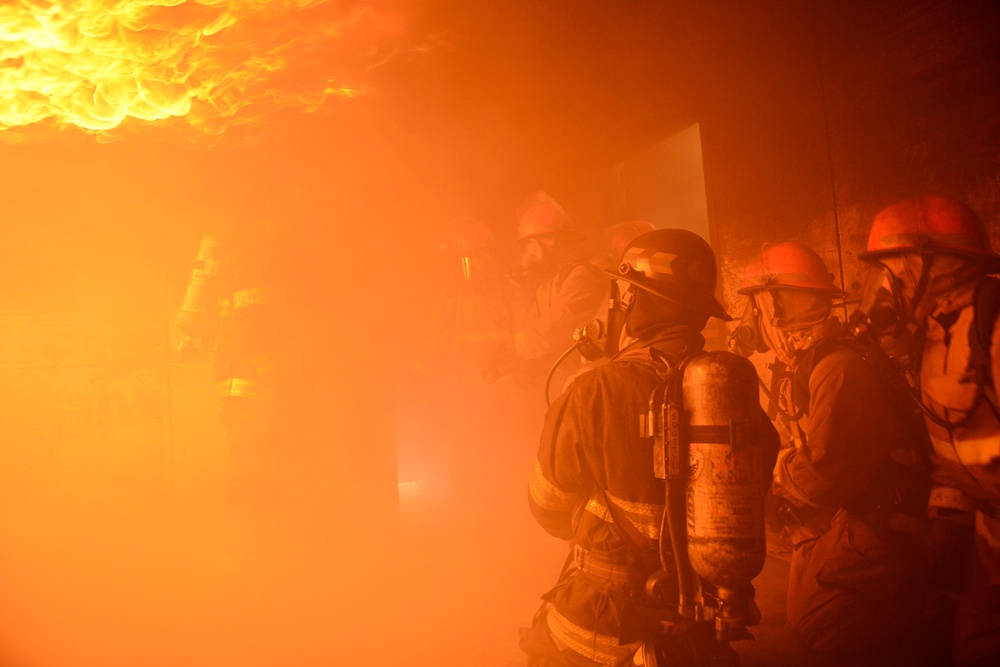 Nimitz Sailors Participate in Firefighter Training