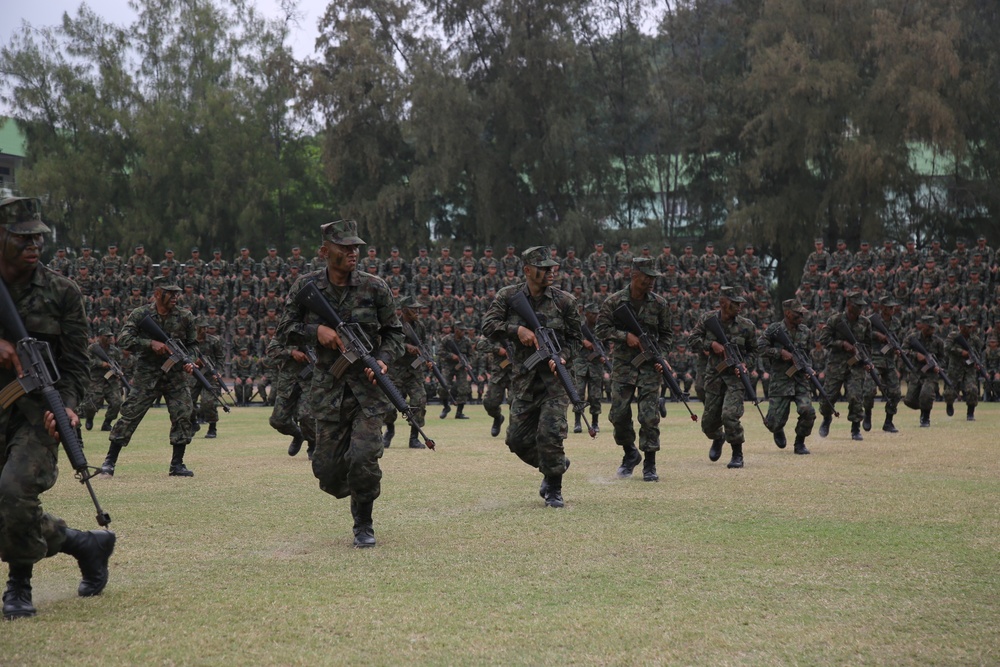 Cobra Gold 18: Royal Thai Marines assemble and disassemble weapons blindfolded and perform drill