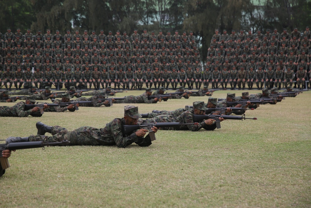 Cobra Gold 18: Royal Thai Marines assemble and disassemble weapons blindfolded and perform drill