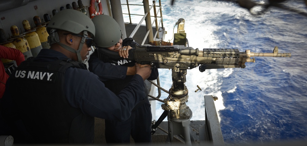 USS Iwo Jima (LHD 7) Crew serve gun shoot