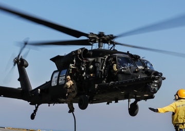 US Forces conduct bilateral maritime interdiction training with French Amphibious Ship Tonnerre