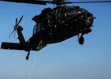 US Forces conduct bilateral maritime interdiction training with French Amphibious Ship Tonnerre