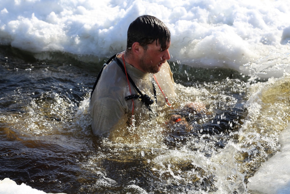 Students learn about winter survival, operations during CWOC Class 18-04 at Fort McCoy