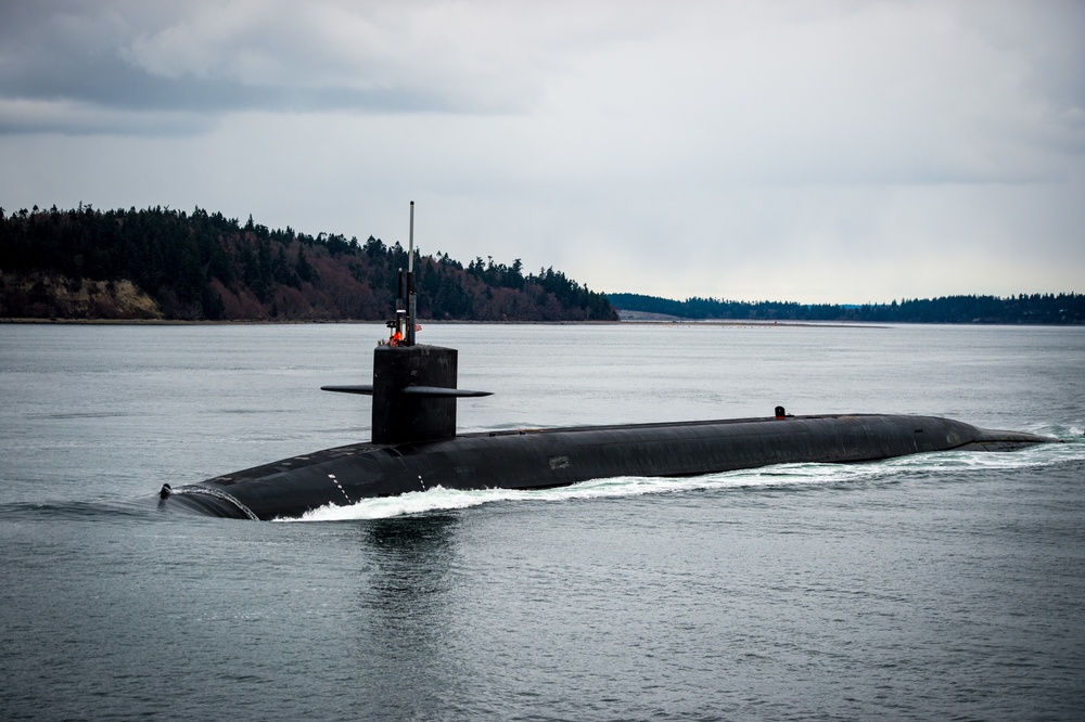 USS Kentucky (SSBN 737)(G) Returns Home